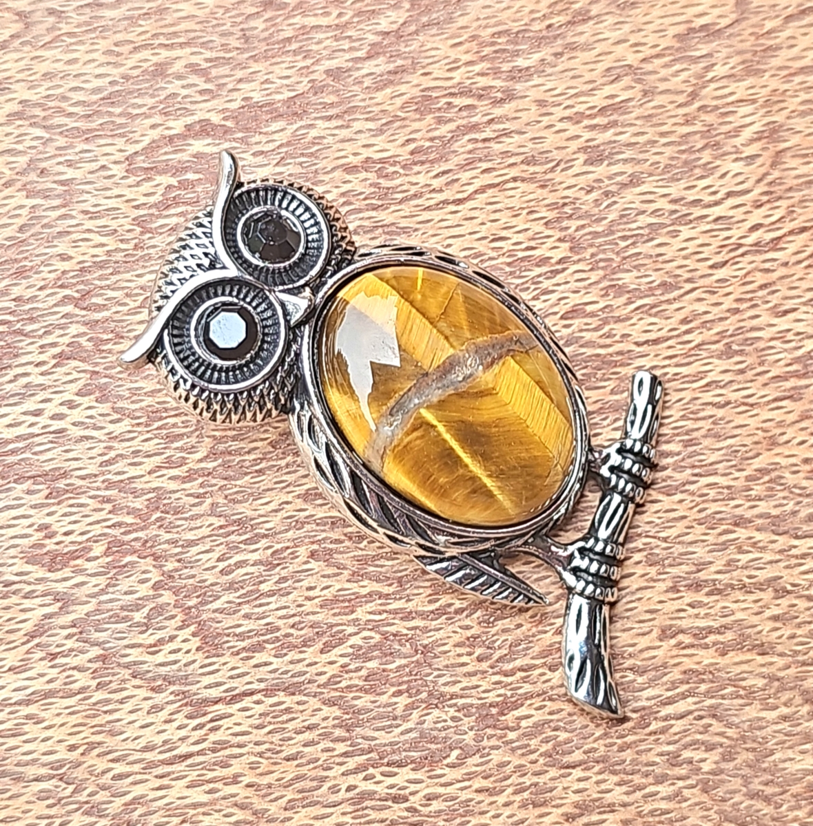 Sleek Banded Owl Charm - Modern Jewelry Gift for Women C