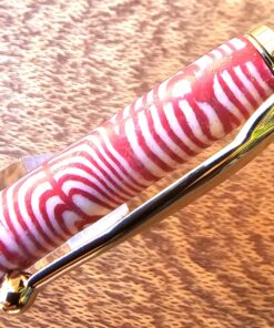 Chic Pen with a Minimalist Design - Ideal Gift for Anyone D